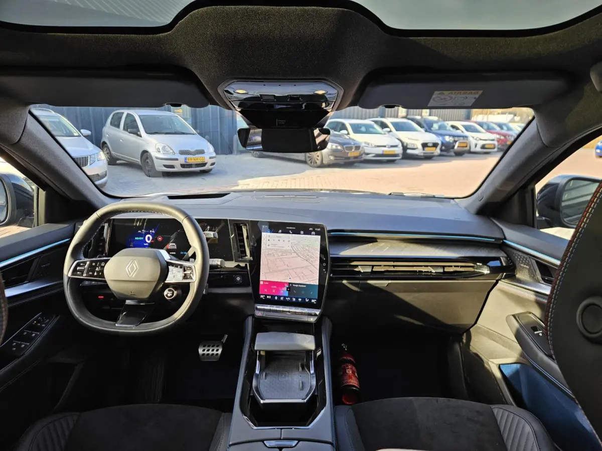 1.2 E-Tech 4x4 plug-in hybrid 300 Atelier Esprit Alpine