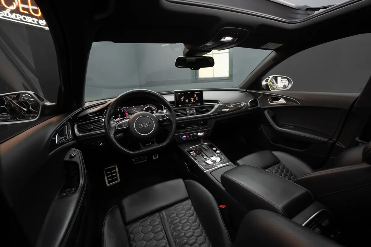 4.0 TFSI RS 6 quattro Pro Line Plus Keramisch / Pano / Alarm / Facelift / luchtv. / Matrix / ACC / Carbon