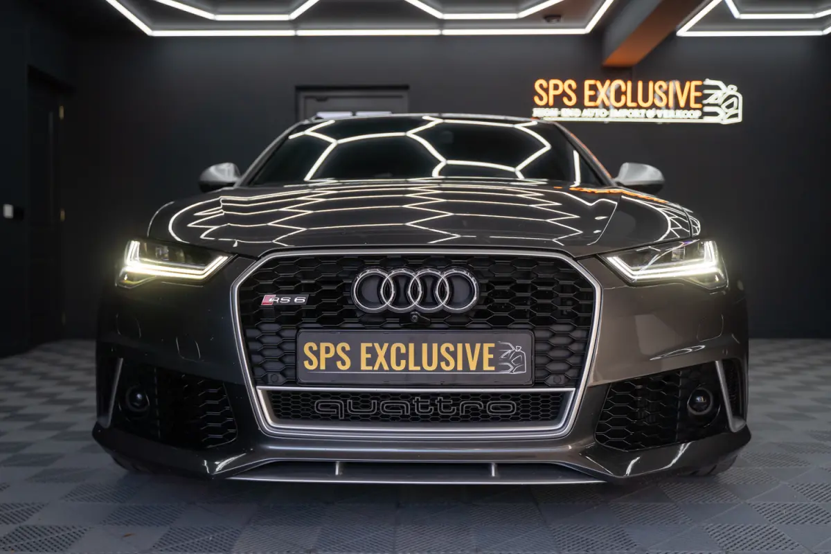 4.0 TFSI RS 6 quattro Pro Line Plus Keramisch / Pano / Alarm / Facelift / luchtv. / Matrix / ACC / Carbon