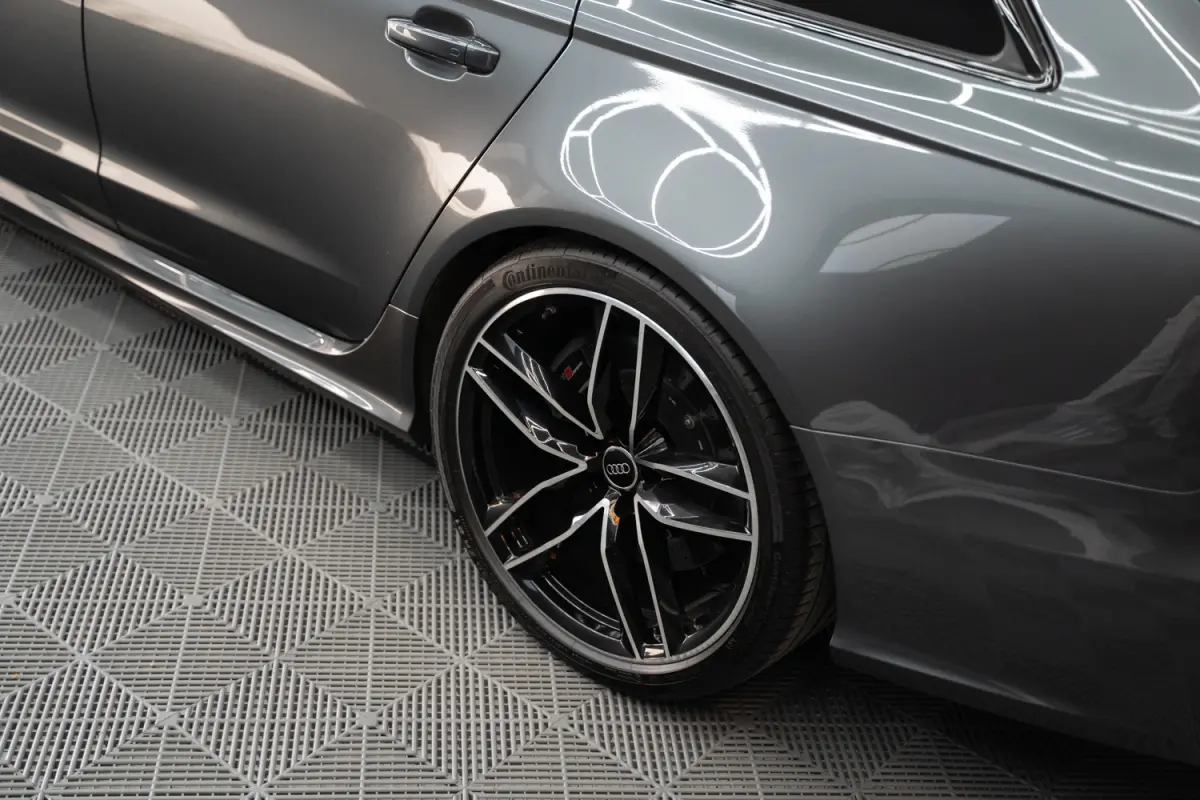 4.0 TFSI RS 6 quattro Pro Line Plus Keramisch / Pano / Alarm / Facelift / luchtv. / Matrix / ACC / Carbon