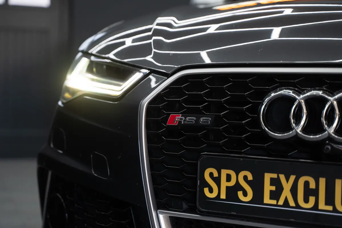 4.0 TFSI RS 6 quattro Pro Line Plus Keramisch / Pano / Alarm / Facelift / luchtv. / Matrix / ACC / Carbon