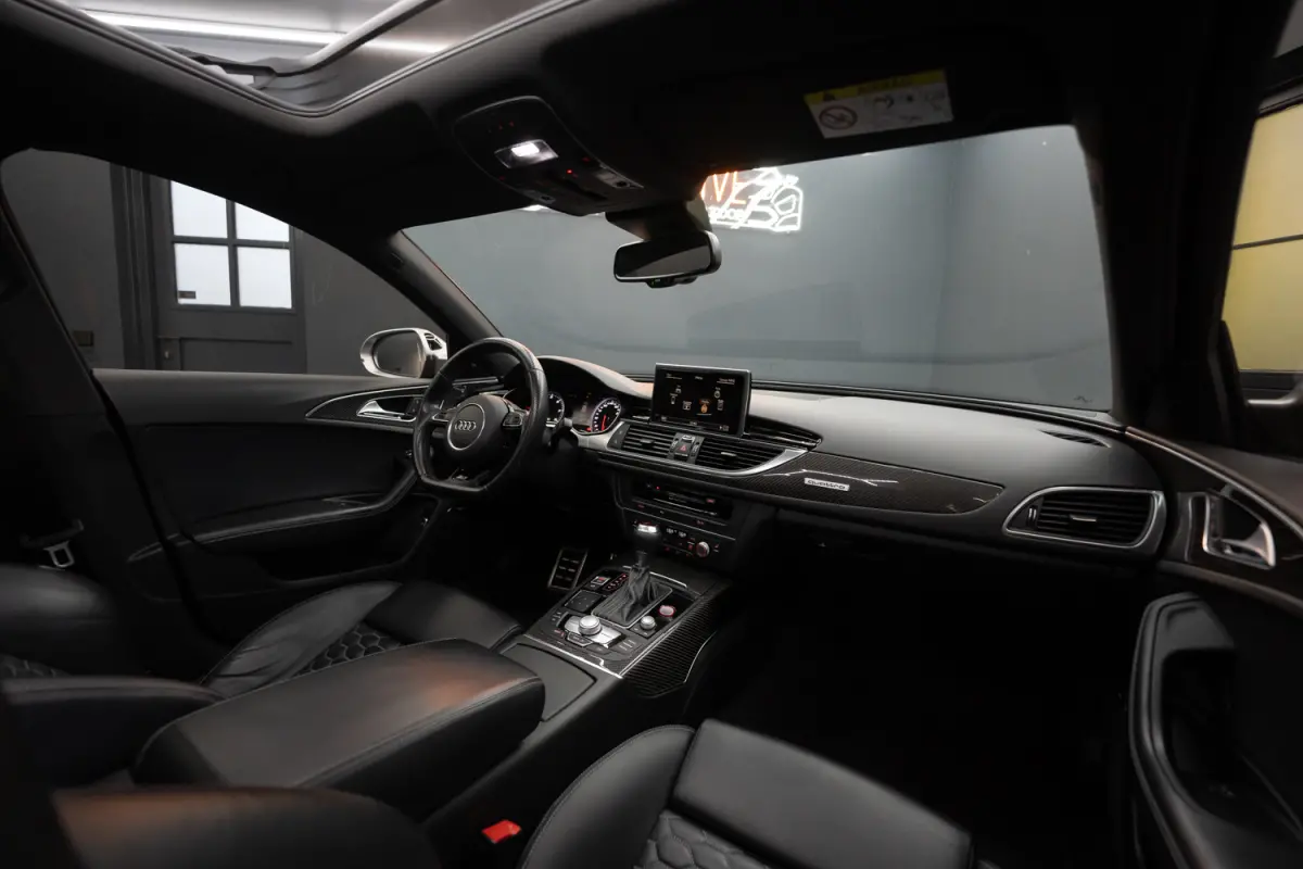 4.0 TFSI RS 6 quattro Pro Line Plus Keramisch / Pano / Alarm / Facelift / luchtv. / Matrix / ACC / Carbon