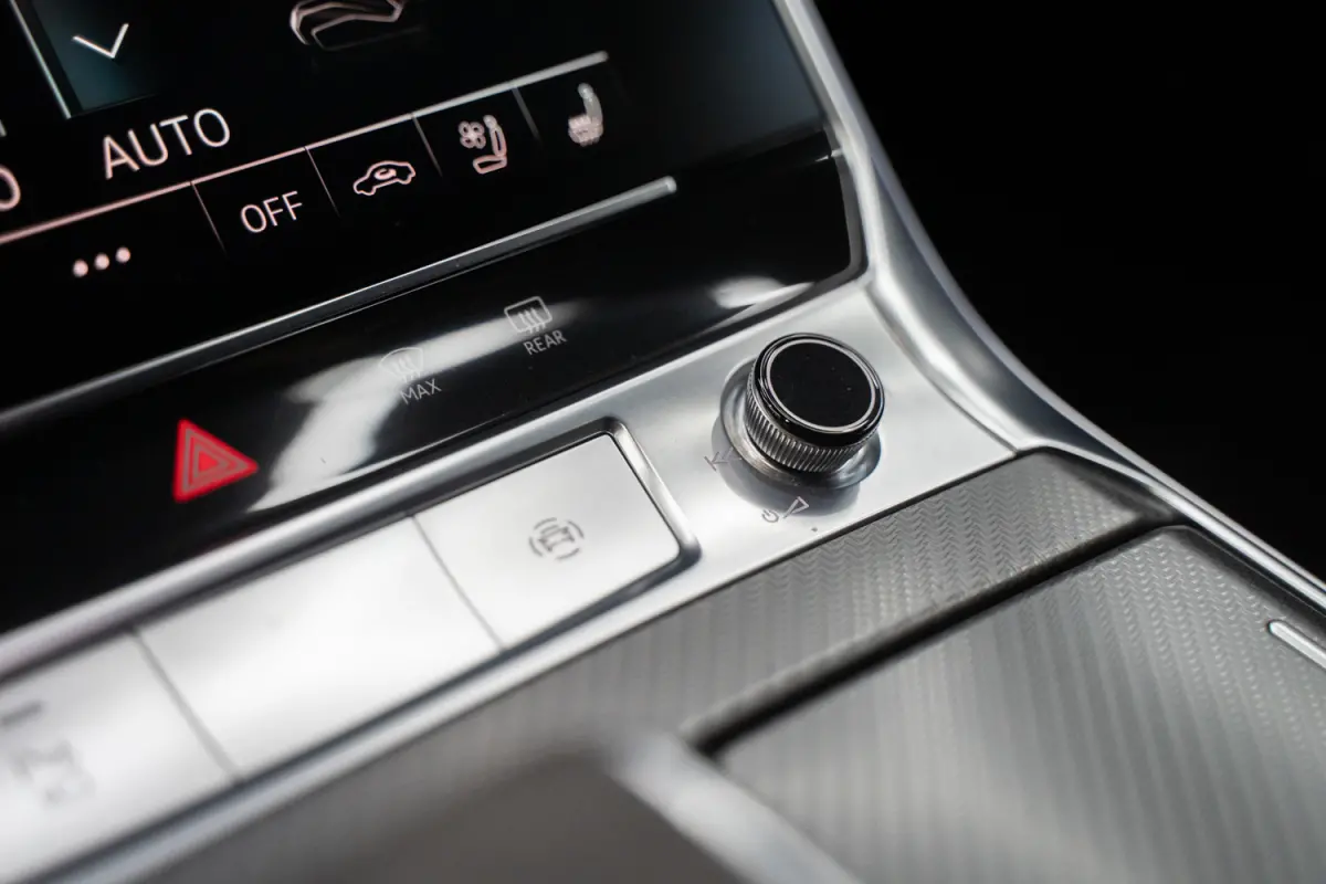 4.0 TFSI RS 7 quattro URBAN / B&O / Keramisch / Pano / Soft close / HUD / VC / ACC RS7