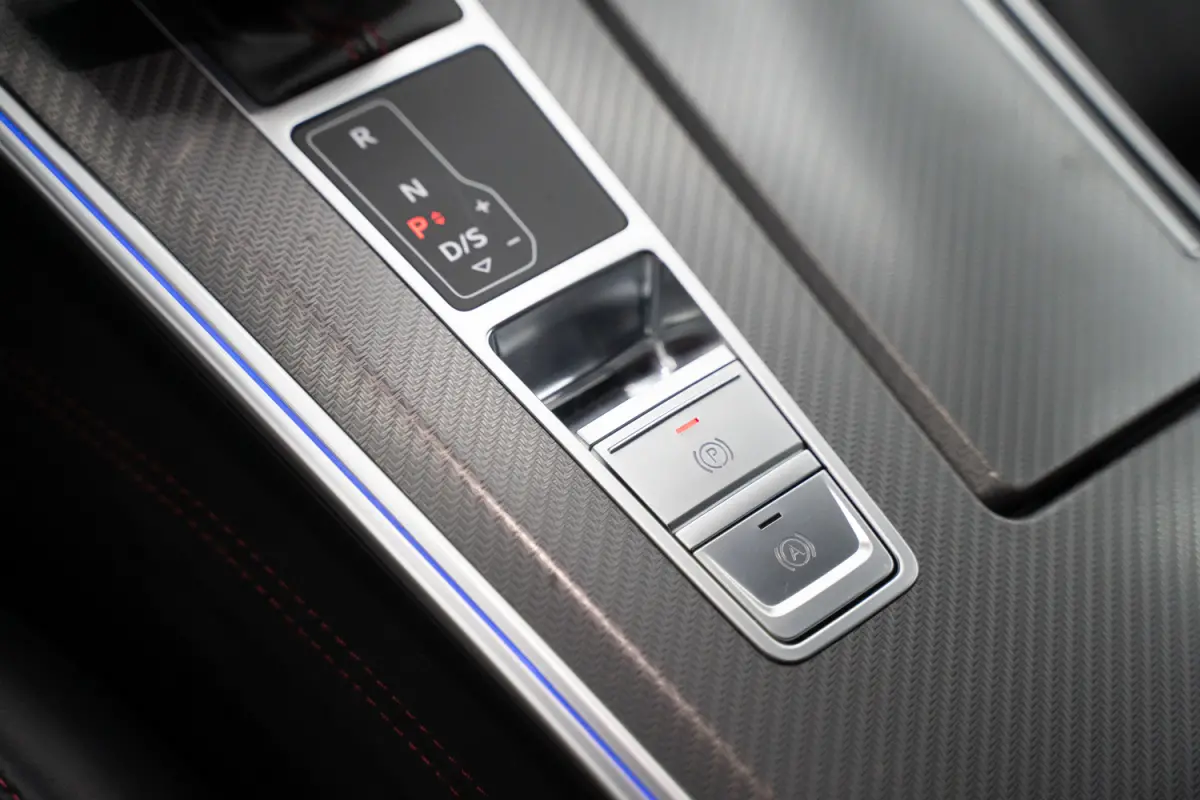 4.0 TFSI RS 7 quattro URBAN / B&O / Keramisch / Pano / Soft close / HUD / VC / ACC RS7