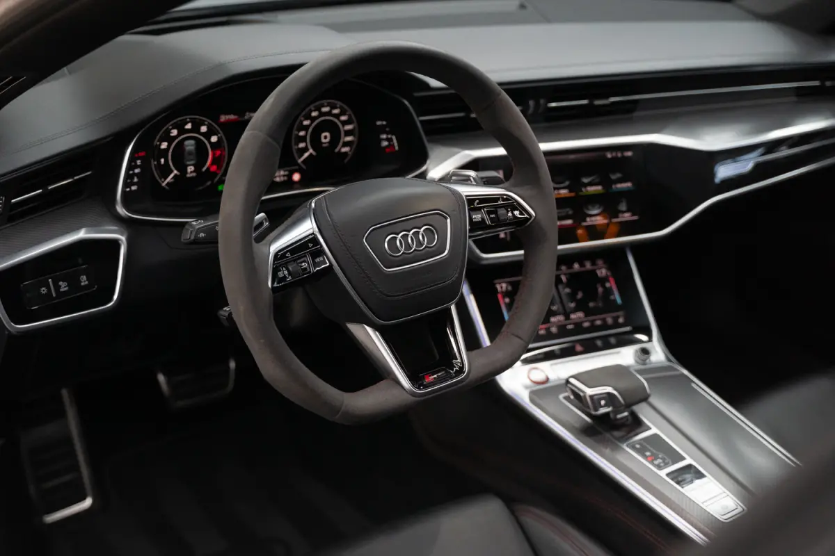 4.0 TFSI RS 7 quattro URBAN / B&O / Keramisch / Pano / Soft close / HUD / VC / ACC RS7