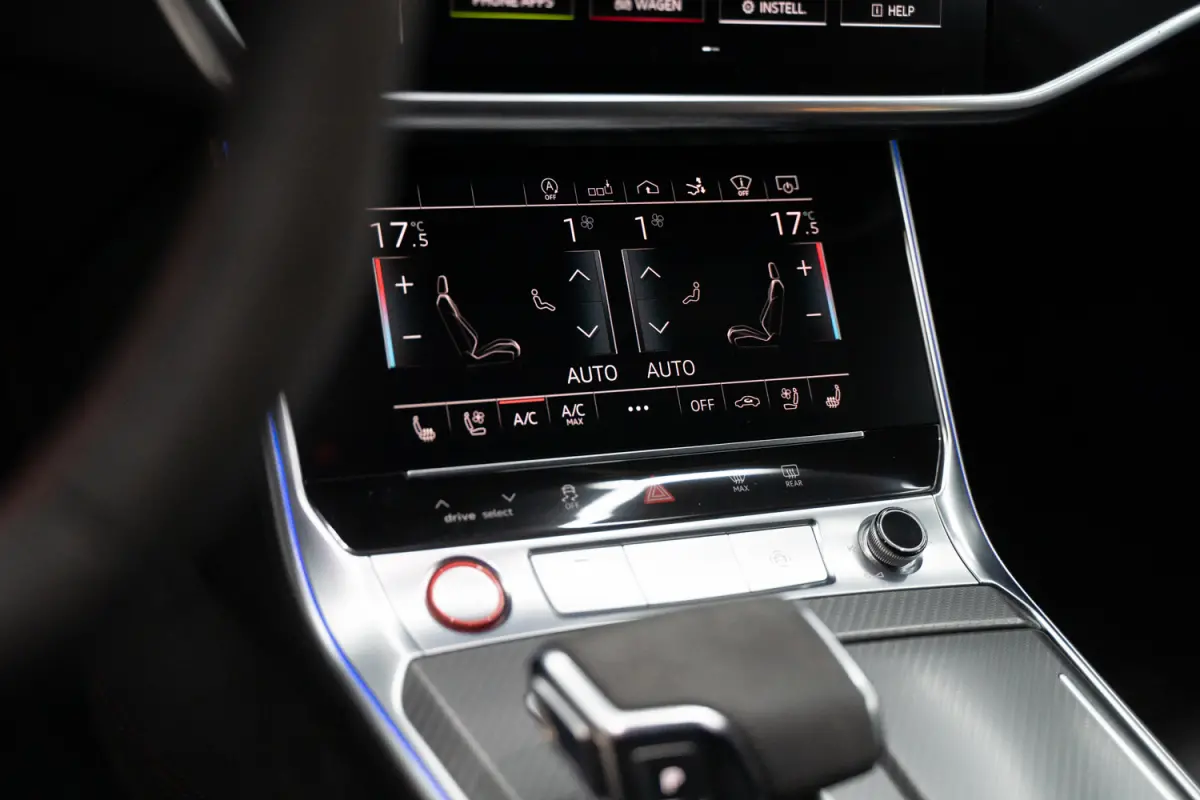 4.0 TFSI RS 7 quattro URBAN / B&O / Keramisch / Pano / Soft close / HUD / VC / ACC RS7