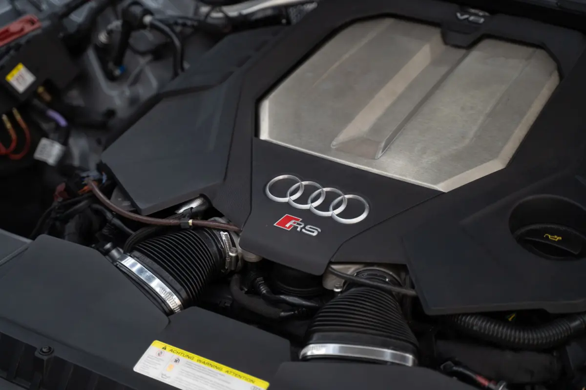 4.0 TFSI RS 7 quattro URBAN / B&O / Keramisch / Pano / Soft close / HUD / VC / ACC RS7