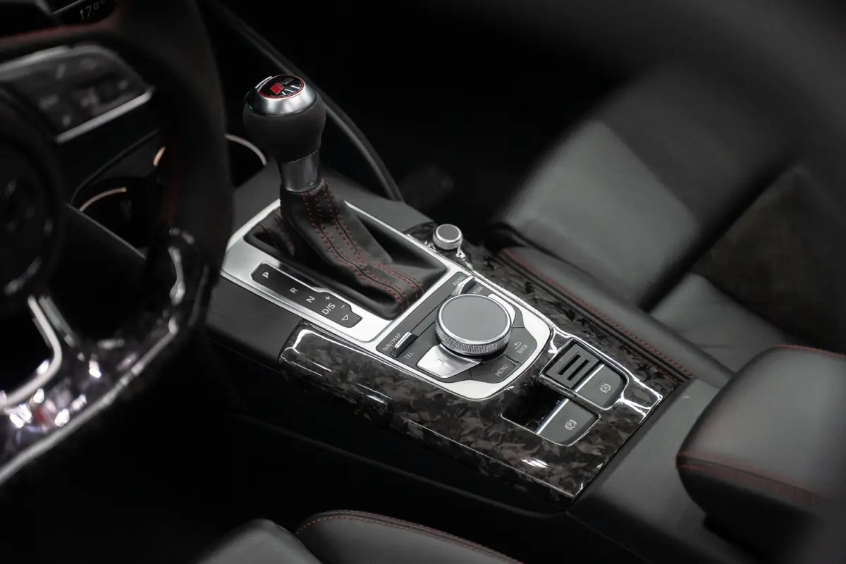 2.5 TFSI RS 3 quattro Widebody / TTE700 / Full PPF / B&O / Pano / IPE Titanium uitlaat / VC / Custom RS3 VOL Stage 3