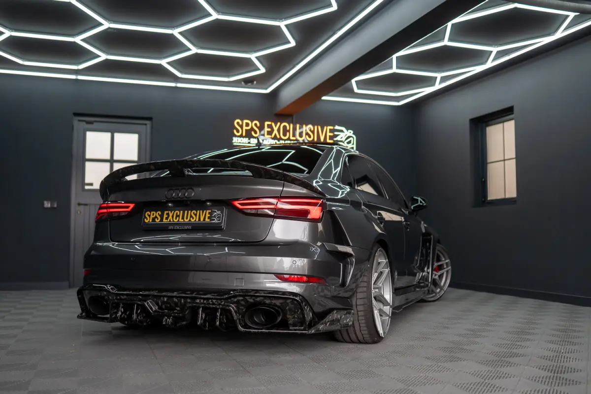 2.5 TFSI RS 3 quattro Widebody / TTE700 / Full PPF / B&O / Pano / IPE Titanium uitlaat / VC / Custom RS3 VOL Stage 3