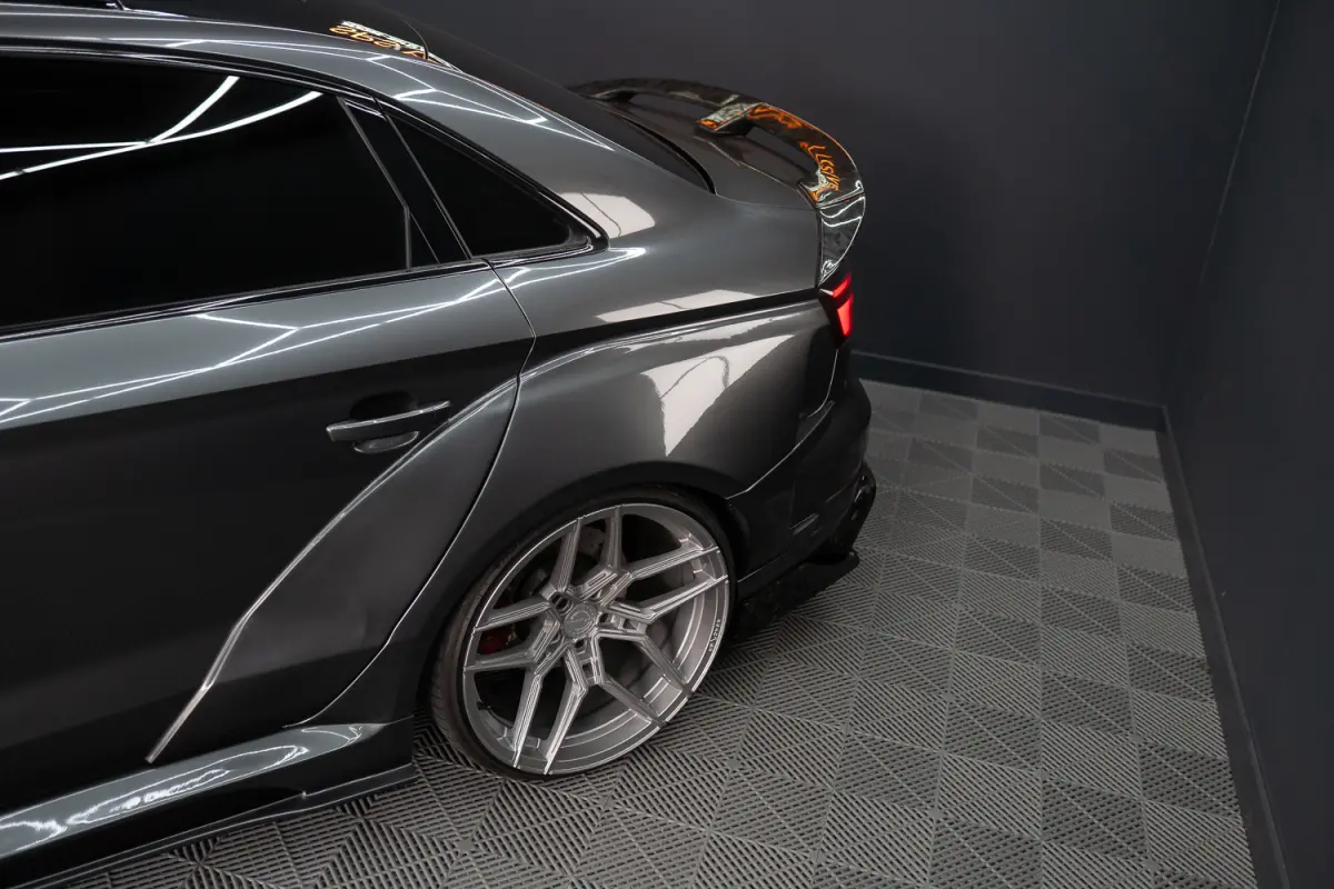 2.5 TFSI RS 3 quattro Widebody / TTE700 / Full PPF / B&O / Pano / IPE Titanium uitlaat / VC / Custom RS3 VOL Stage 3