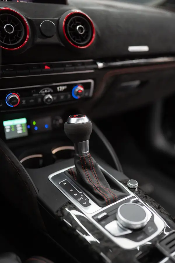 2.5 TFSI RS 3 quattro Widebody / TTE700 / Full PPF / B&O / Pano / IPE Titanium uitlaat / VC / Custom RS3 VOL Stage 3