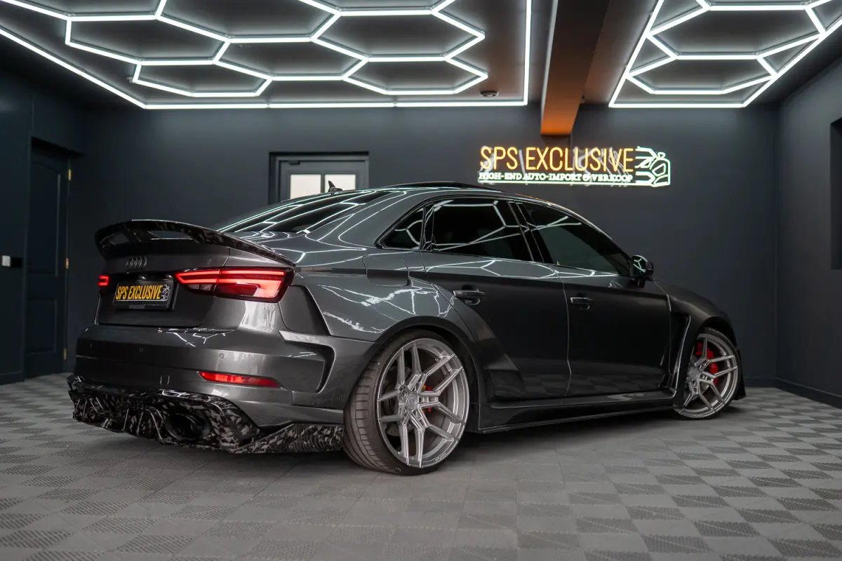 2.5 TFSI RS 3 quattro Widebody / TTE700 / Full PPF / B&O / Pano / IPE Titanium uitlaat / VC / Custom RS3 VOL Stage 3