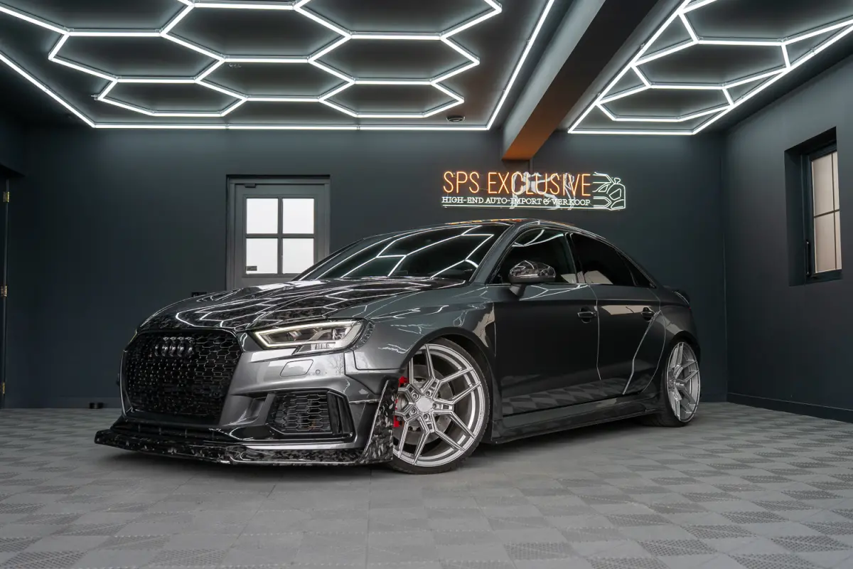 2.5 TFSI RS 3 quattro Widebody / TTE700 / Full PPF / B&O / Pano / IPE Titanium uitlaat / VC / Custom RS3 VOL Stage 3