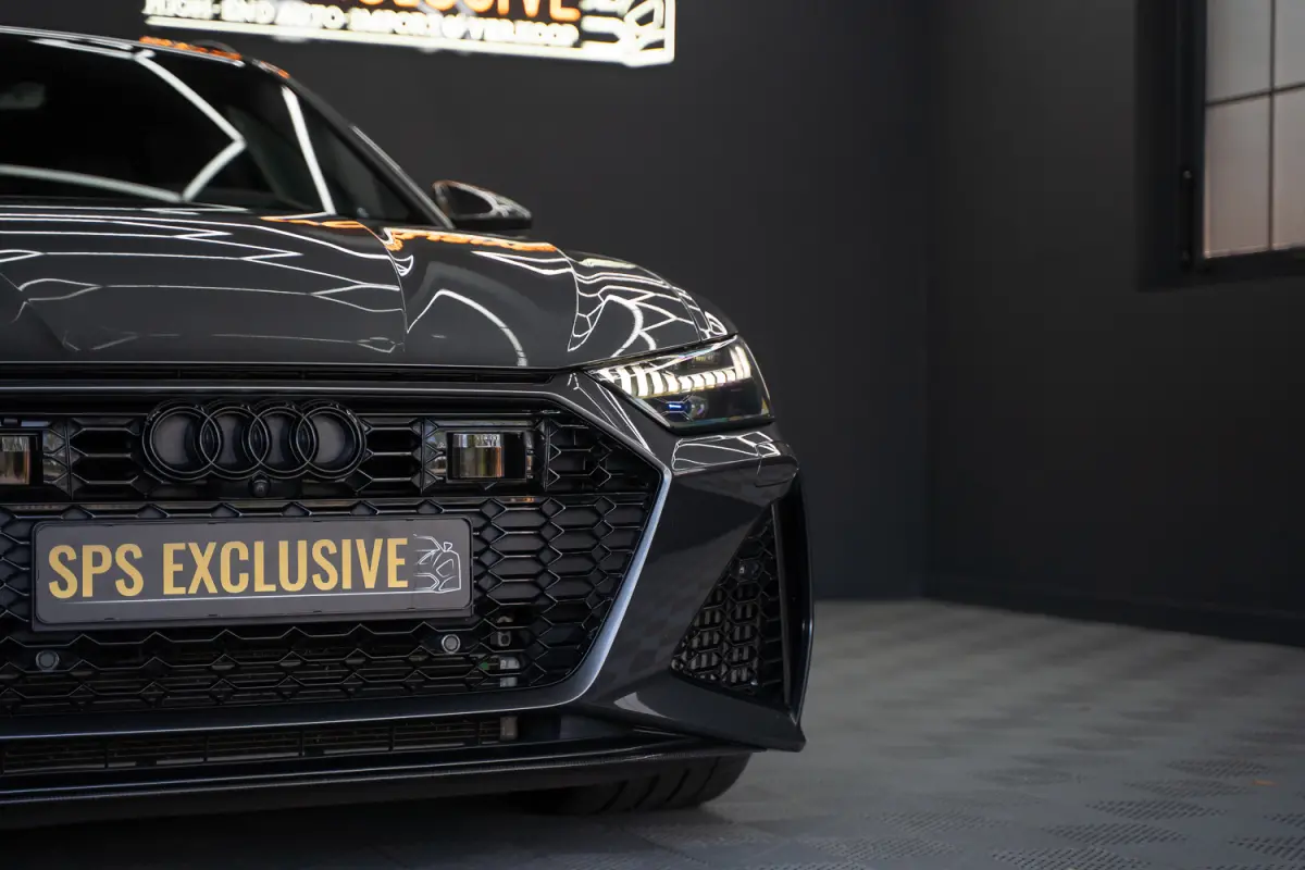 RS 6 TFSI quattro / B&O 3d./ Milltek / Keramisch / Pano / Carbon / Softcl. / 360 cam / Alarm kl5 - Full option