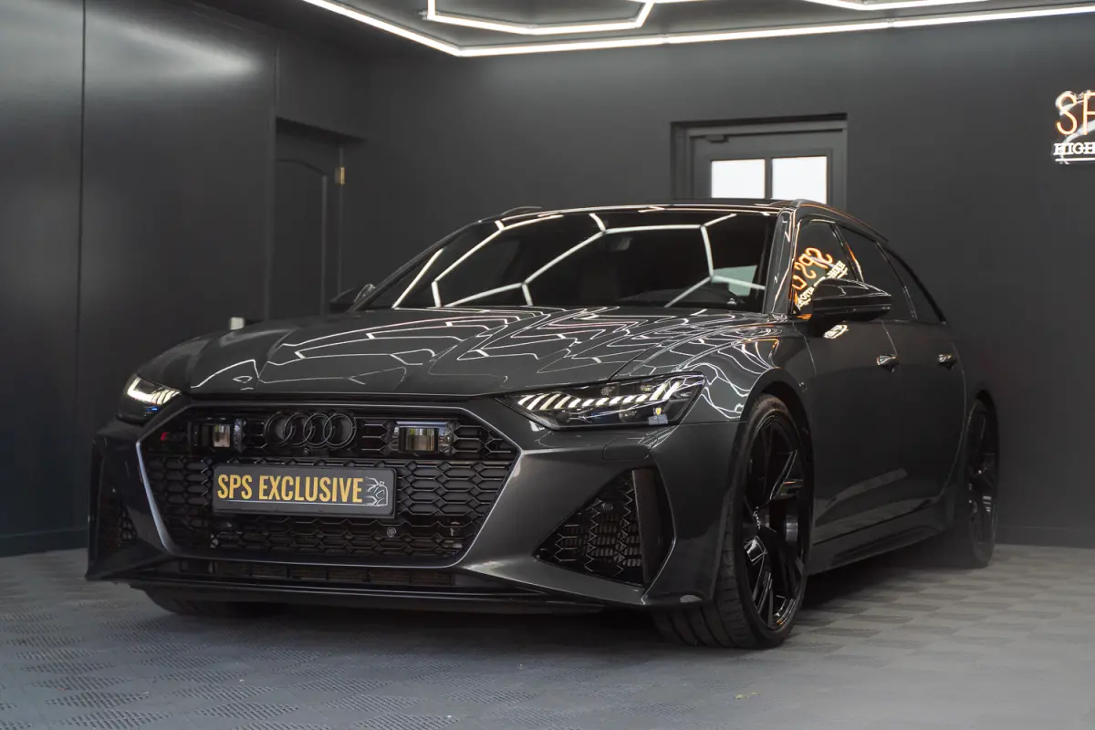 RS 6 TFSI quattro / B&O 3d./ Milltek / Keramisch / Pano / Carbon / Softcl. / 360 cam / Alarm kl5 - Full option