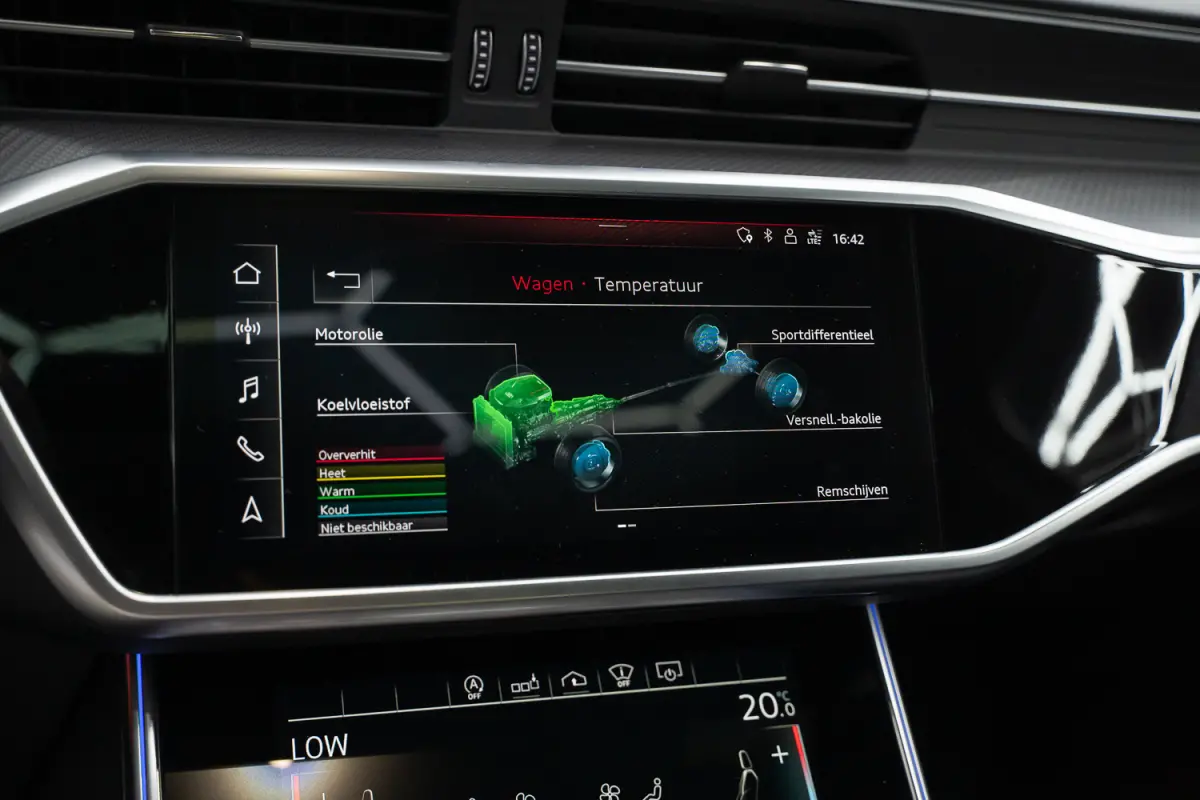 RS 6 TFSI quattro / B&O 3d./ Milltek / Keramisch / Pano / Carbon / Softcl. / 360 cam / Alarm kl5 - Full option