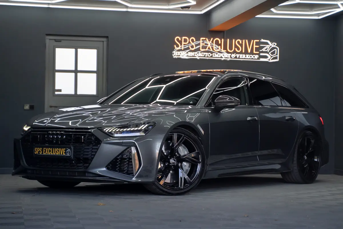 RS 6 TFSI quattro / B&O 3d./ Milltek / Keramisch / Pano / Carbon / Softcl. / 360 cam / Alarm kl5 - Full option