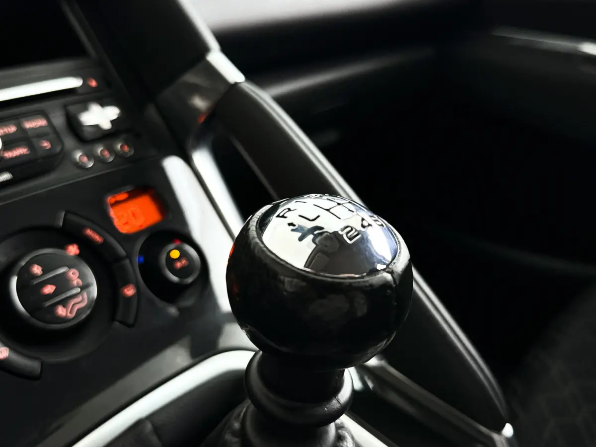 PureTech Style | Panoramadak| Navigatie