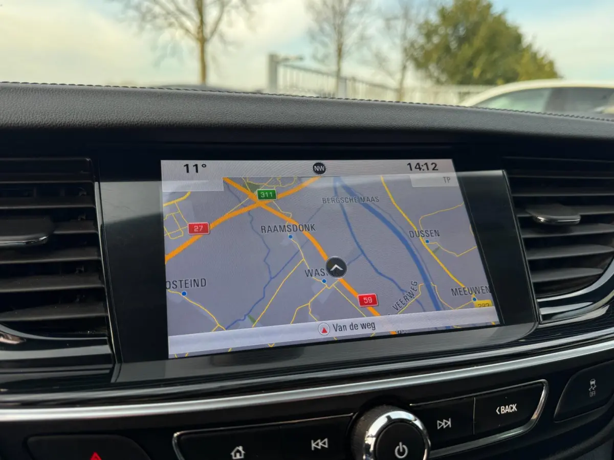 1.5 Turbo Business Executive INKL TREKHAAK / ELEKTR. KLEP / CAMERA / CARPLAY / NAVI / STOELVERW. / LMV