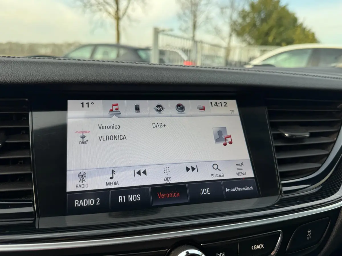 1.5 Turbo Business Executive INKL TREKHAAK / ELEKTR. KLEP / CAMERA / CARPLAY / NAVI / STOELVERW. / LMV
