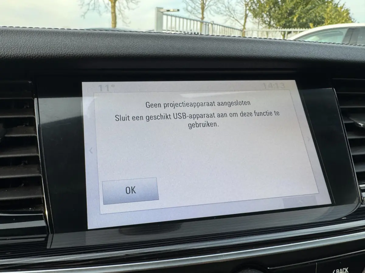 1.5 Turbo Business Executive INKL TREKHAAK / ELEKTR. KLEP / CAMERA / CARPLAY / NAVI / STOELVERW. / LMV