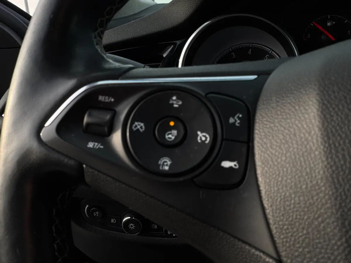 1.5 Turbo Business Executive INKL TREKHAAK / ELEKTR. KLEP / CAMERA / CARPLAY / NAVI / STOELVERW. / LMV
