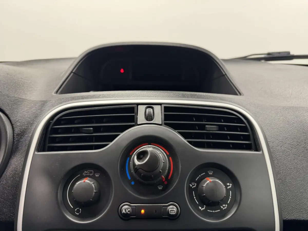 bestel 1.5 dCi 75 Trekhaak-Airco-PDC-Bluetooth-Elek.ramen-Elek.spiegels