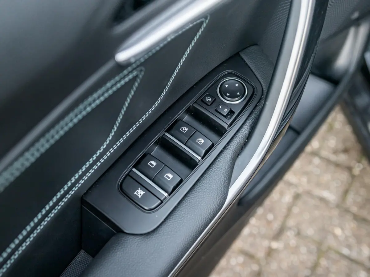 1.0 T-GDi MHEV Design Edition | Automaat | Climate | Cruise | Stoel & Stuurverwarming