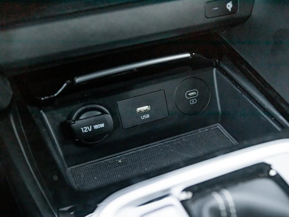 1.0 T-GDi MHEV Design Edition | Automaat | Climate | Cruise | Stoel & Stuurverwarming