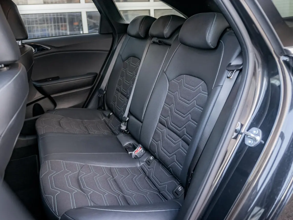 1.0 T-GDi MHEV Design Edition | Automaat | Climate | Cruise | Stoel & Stuurverwarming