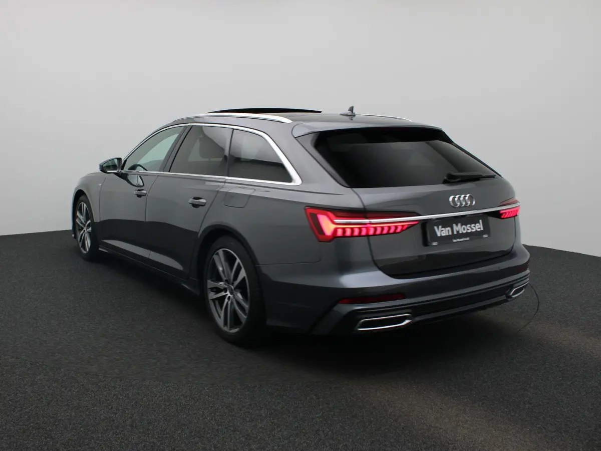 Advanced 50 TFSI e S tronic Quattro S-Line | Automaat | 300PK | 3X S-Line | Panoramadak | Trekhaak | Lederen Bekleding | Memory Seats | LED Koplampen | 19'' Lichtmetalen Velgen | Stoelverwar