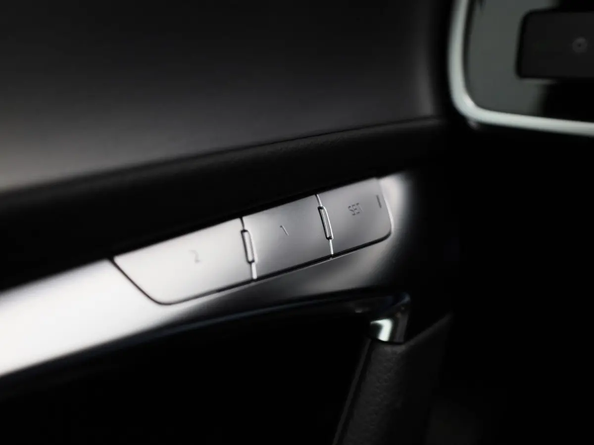 Advanced 50 TFSI e S tronic Quattro S-Line | Automaat | 300PK | 3X S-Line | Panoramadak | Trekhaak | Lederen Bekleding | Memory Seats | LED Koplampen | 19'' Lichtmetalen Velgen | Stoelverwar