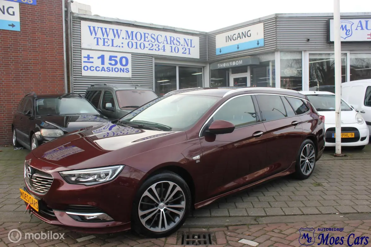 OPC 200PK ! NAVI / CRUISE / CLIMA / HEAD-UP 1.6 Turbo Exclusive