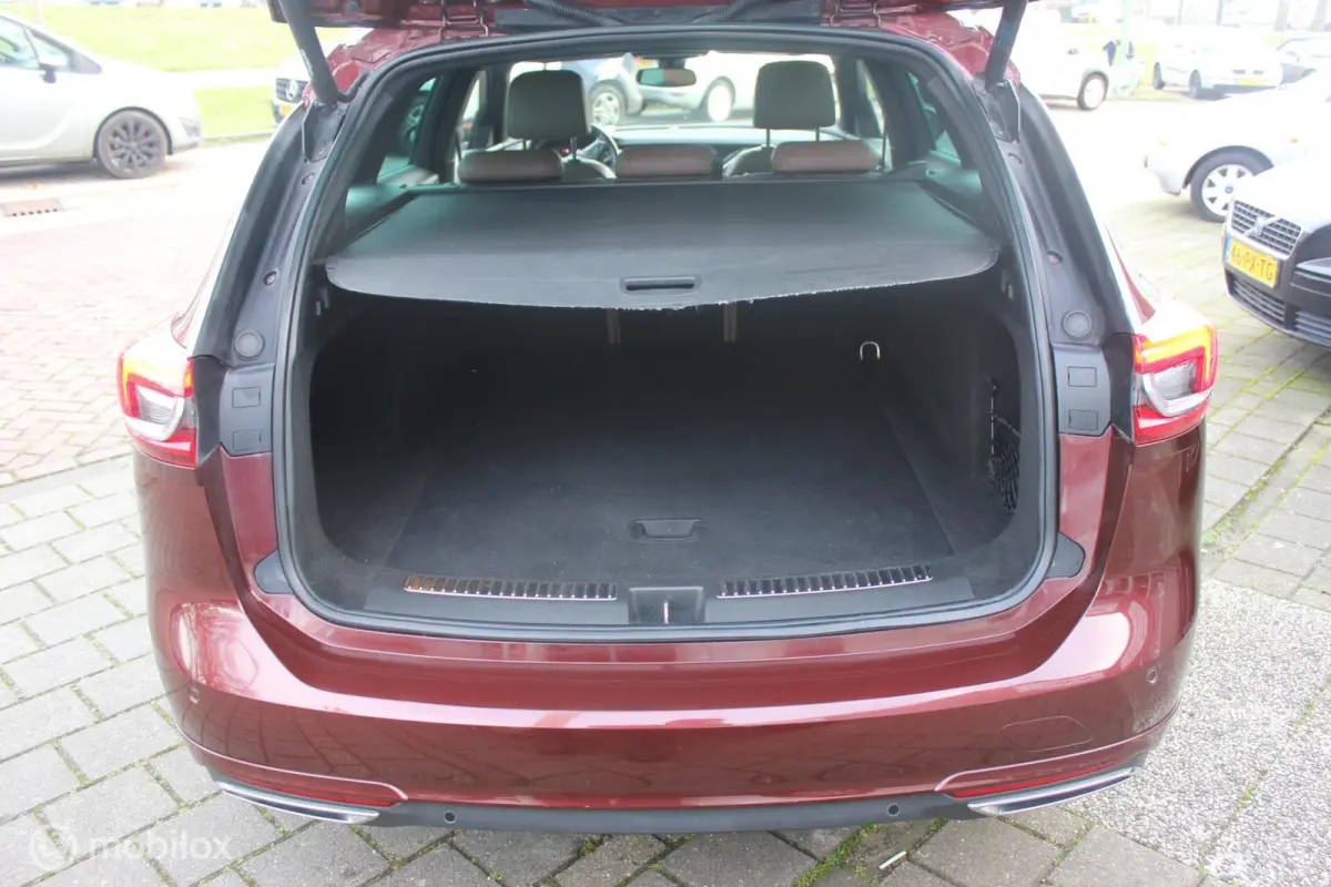 OPC 200PK ! NAVI / CRUISE / CLIMA / HEAD-UP 1.6 Turbo Exclusive