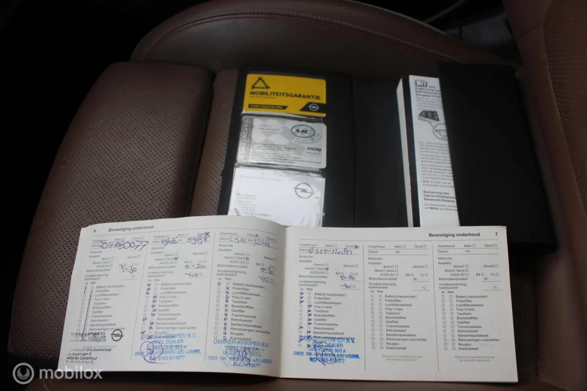 OPC 200PK ! NAVI / CRUISE / CLIMA / HEAD-UP 1.6 Turbo Exclusive
