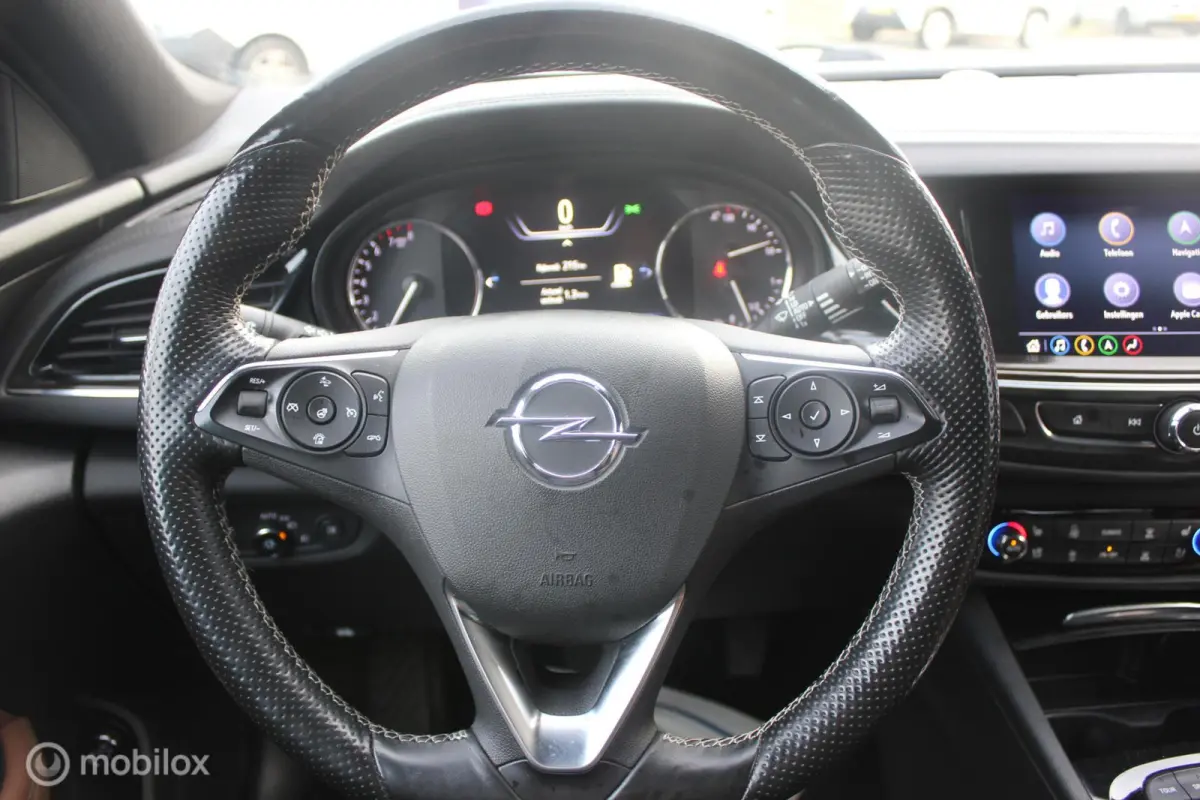 OPC 200PK ! NAVI / CRUISE / CLIMA / HEAD-UP 1.6 Turbo Exclusive