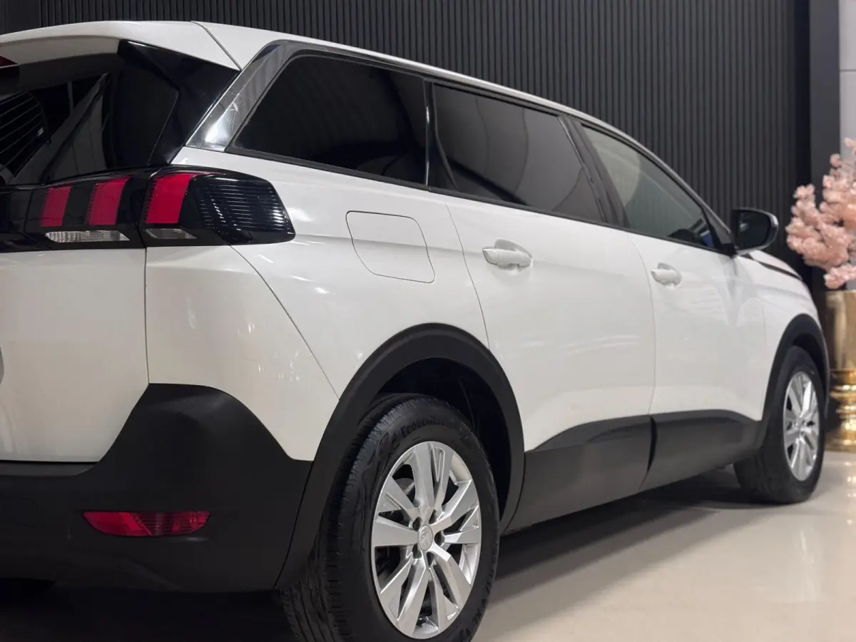 1.2 PureTech Blue Lease Executive 7 PERS | DEALER ONDERHOUDEN