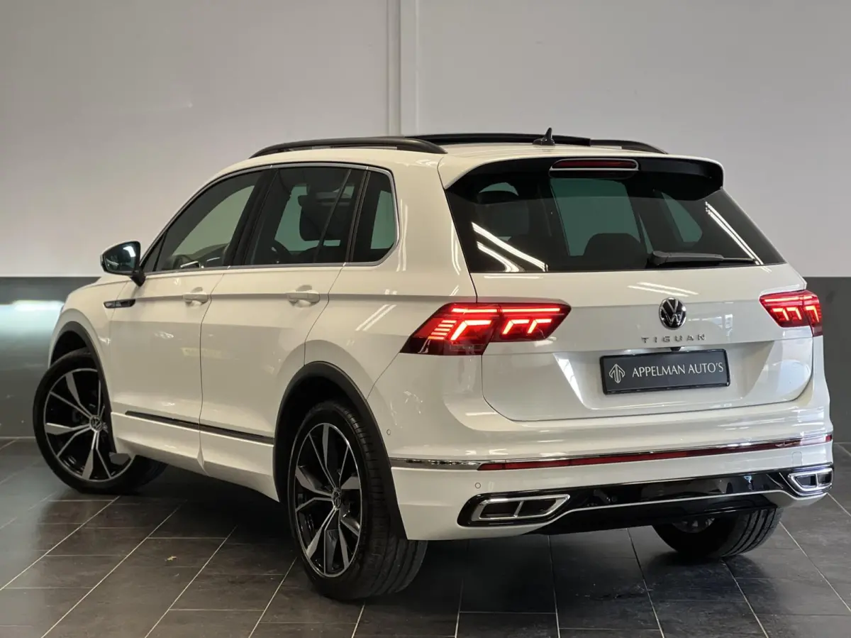1.5 TSI 3 X R-Line |360Camera|HarmanKardon|Stuurverw.|Keyless|Pano|