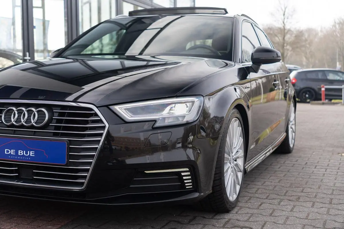 40 1.4 E-tron|S-Line Sport|2e Eig|Virtual|LED|Panoramadak|Bang & Olufsen|CarPlay|Trekhaak|Massage|Stoelverwarming|Full Option|Dealer Onderhouden