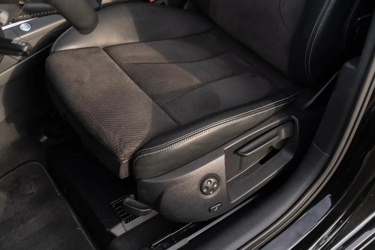40 1.4 E-tron|S-Line Sport|2e Eig|Virtual|LED|Panoramadak|Bang & Olufsen|CarPlay|Trekhaak|Massage|Stoelverwarming|Full Option|Dealer Onderhouden