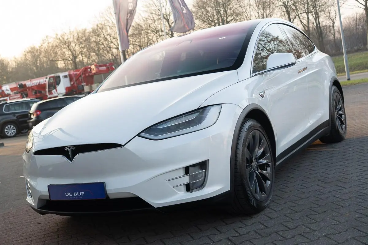 100D|1ste Eig|Org NL NAP|AutoPilot|Trekhaak|Luchtvering|Soft-Close|Panoramadak|Nieuwe Accu|Dealer Onderhouden