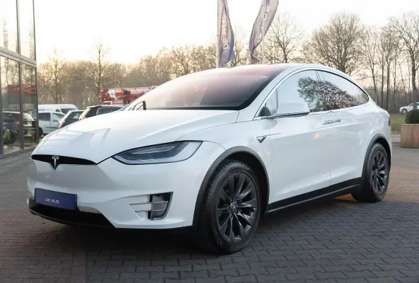 100D|1ste Eig|Org NL NAP|AutoPilot|Trekhaak|Luchtvering|Soft-Close|Panoramadak|Nieuwe Accu|Dealer Onderhouden