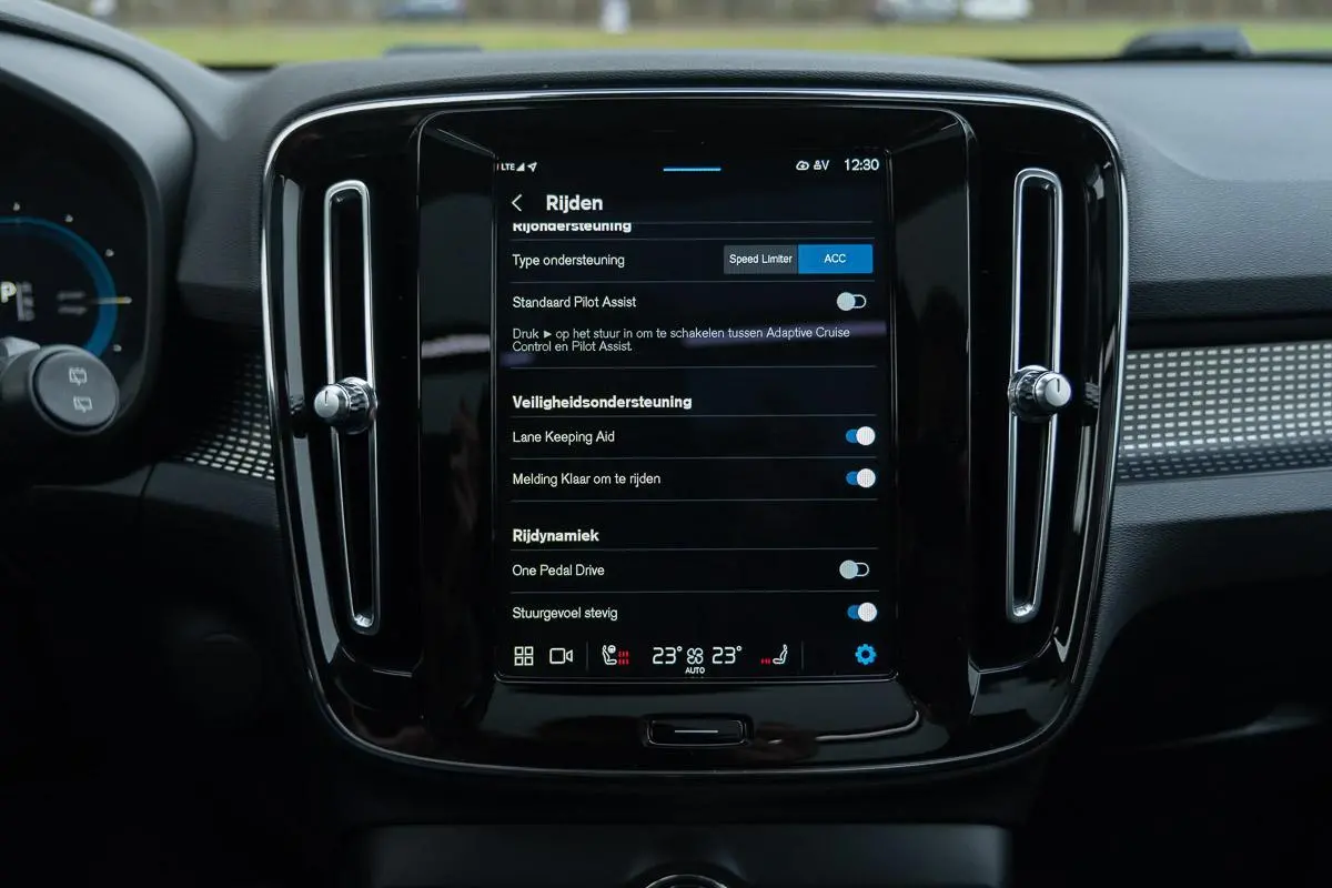 Pro R-Design|1ste Eig BTW.|Org NL NAP|Trekhaak|Panoramadak|CarPlay|Harman & Kardon|ACC|Dealer Onderhouden