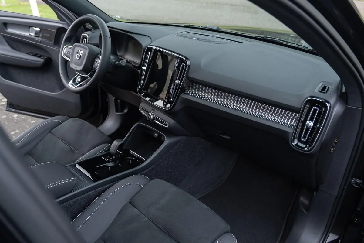 Pro R-Design|1ste Eig BTW.|Org NL NAP|Trekhaak|Panoramadak|CarPlay|Harman & Kardon|ACC|Dealer Onderhouden