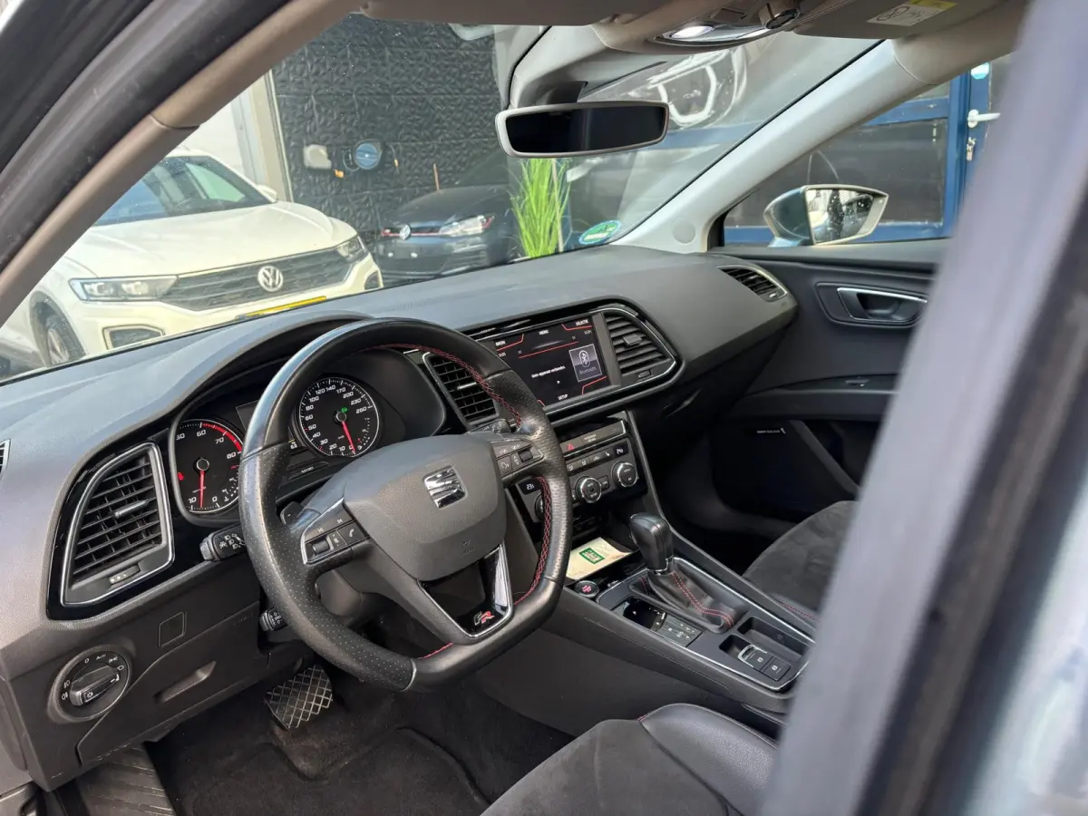 1.5 TSI FR | PANO | CARPLAY | KEYLESS | LED | NAVI |
