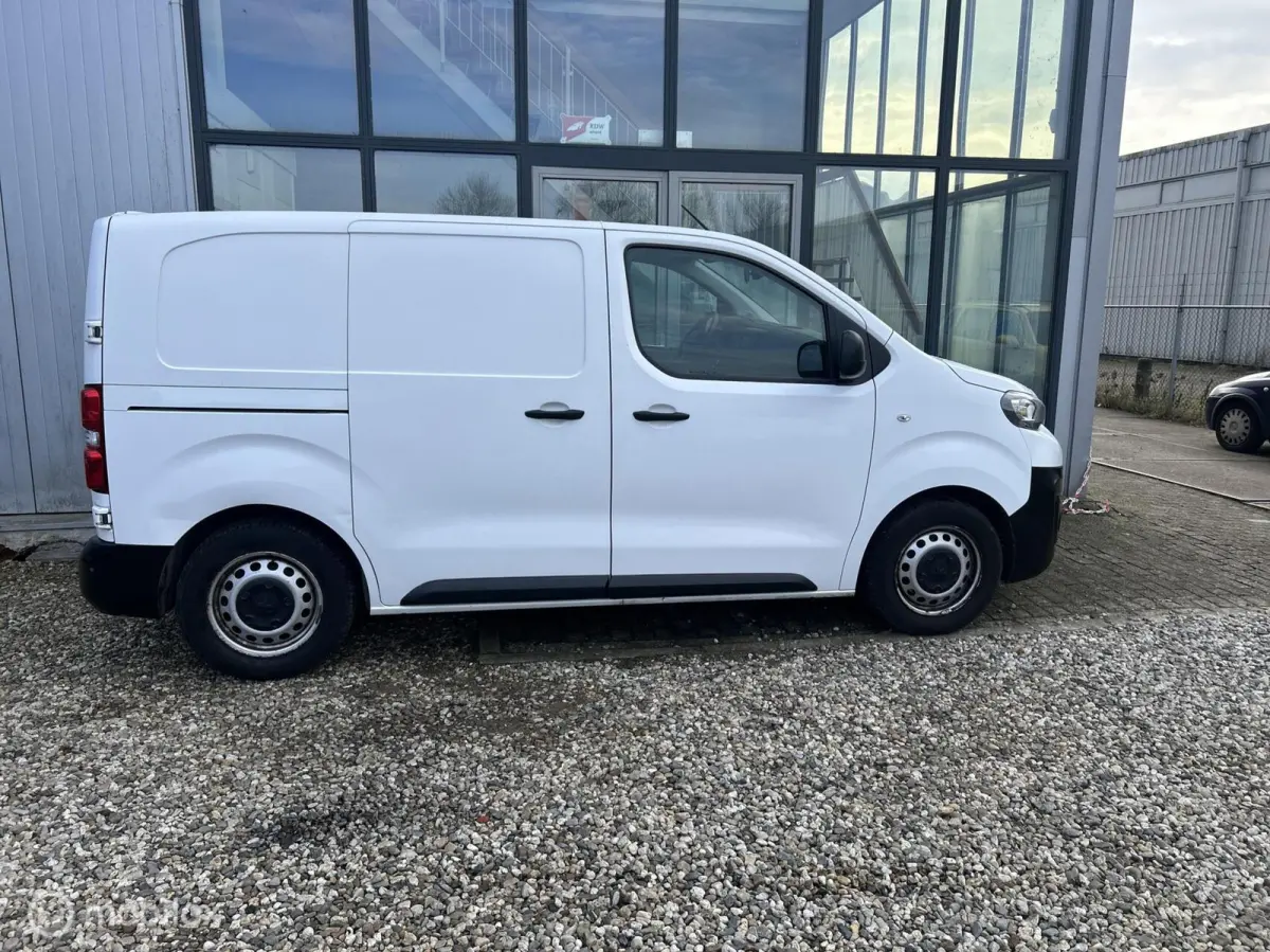 Bestel 1.5 BlueHDI 120 Compact Pro