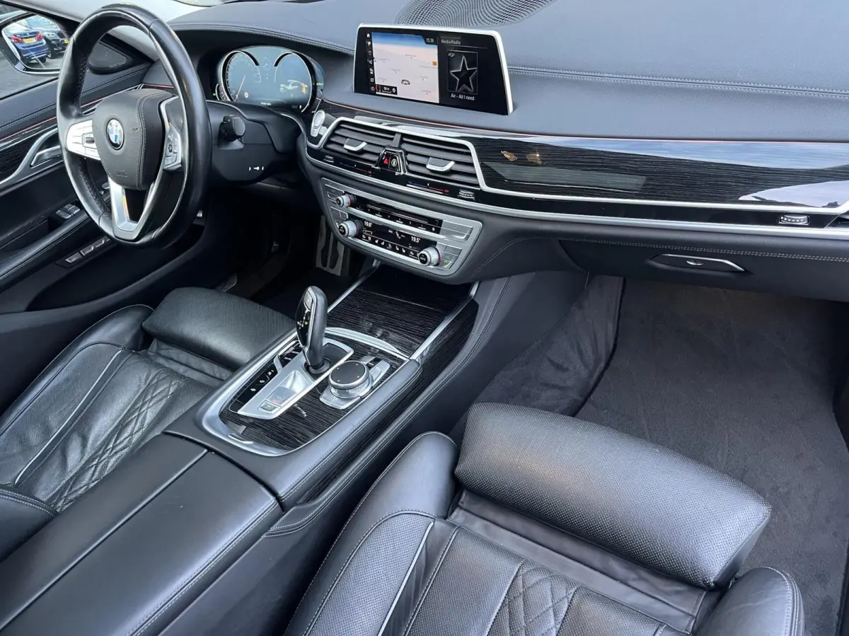 740i M-SPORT ZEER COMPLEET! MASSAGE+SUNROOF+ACC