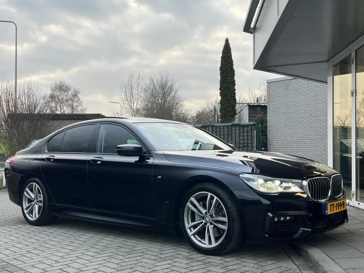 740i M-SPORT ZEER COMPLEET! MASSAGE+SUNROOF+ACC