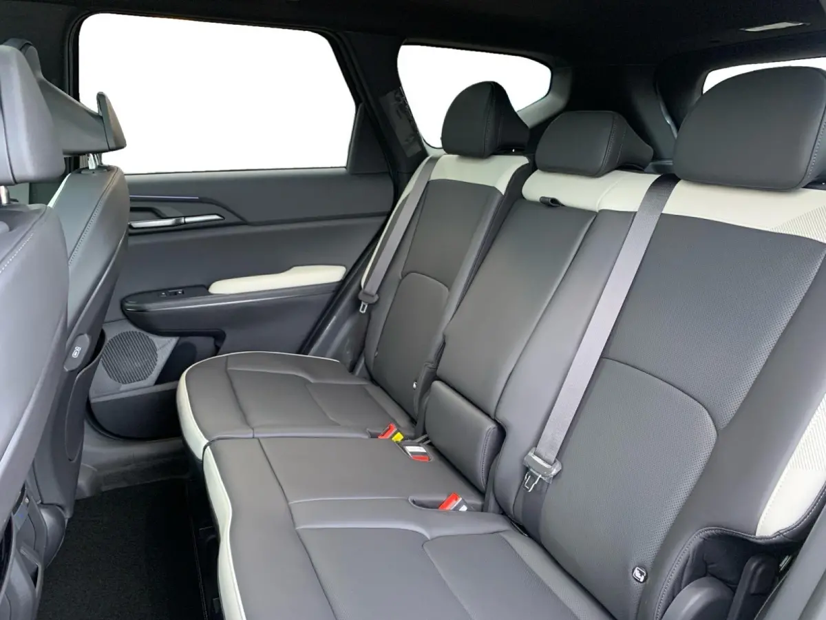 GT-Line Business Edition 81.4 kWh | 505 km actieradius |  19" Inch velgen | Bel voor info
