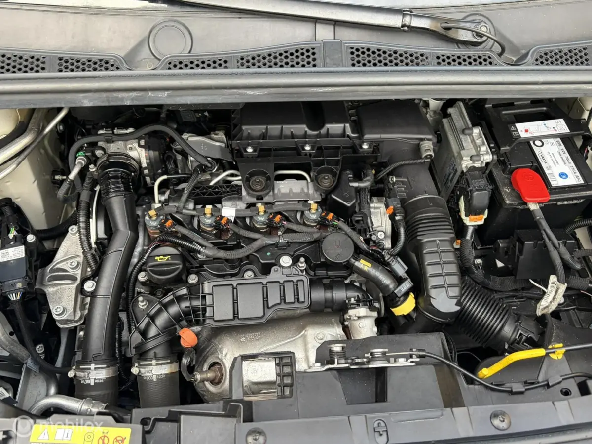 bestel 1.5 BlueHDi 100 PK Airco / Carplay / Trekhaak / 36.350 KM!!!
